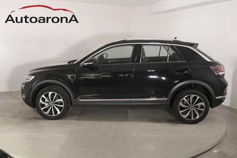 Usata VW T-Roc Style 150 CV (110 kW) 2023 B2t deep black perlato SUV
