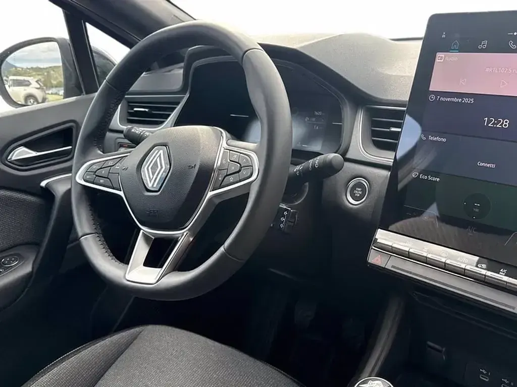 Usata Renault Captur Techno 91 CV (66 kW) 2025 Bianco nacré + tetto nero etoilé SUV