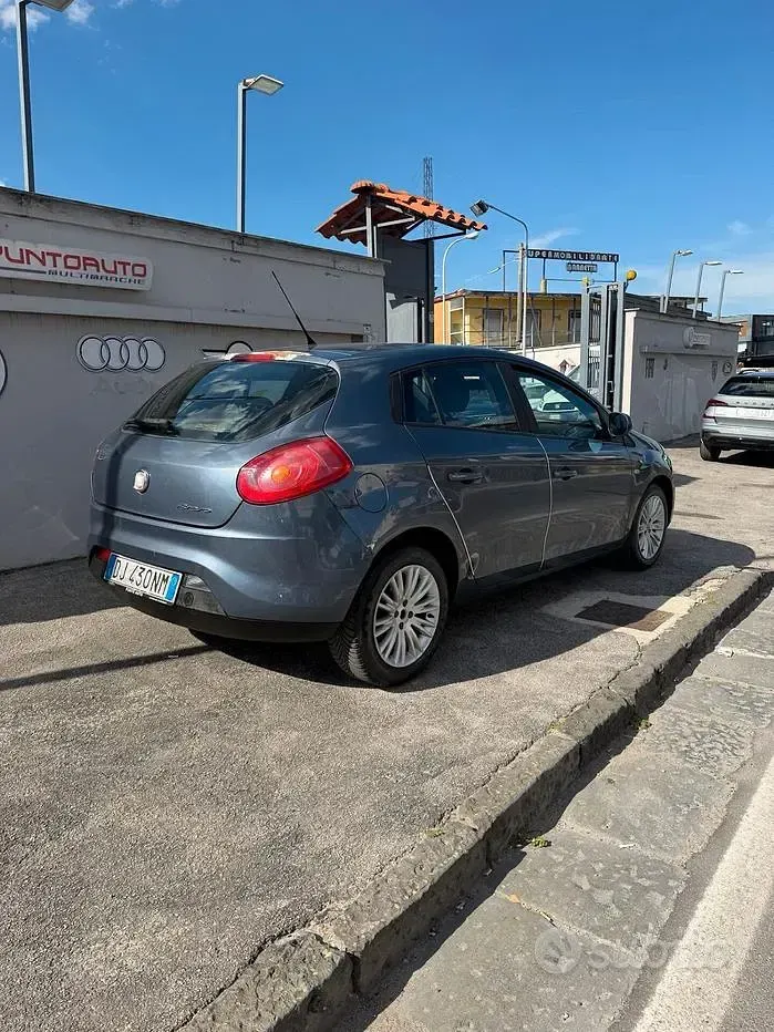 Usata Fiat Bravo Dynamic 120 CV (88 kW) 2007 Grigio Utilitaria