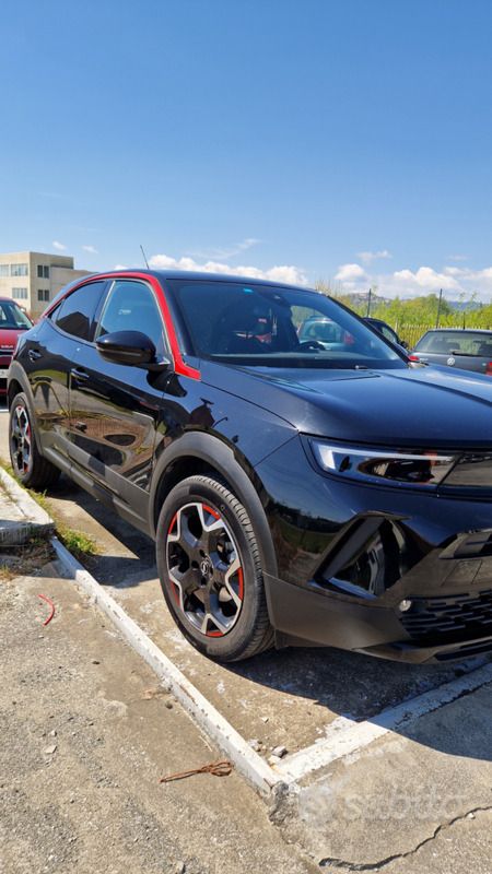 Usata Opel Mokka 131 CV (96 kW) 2022 Nero SUV
