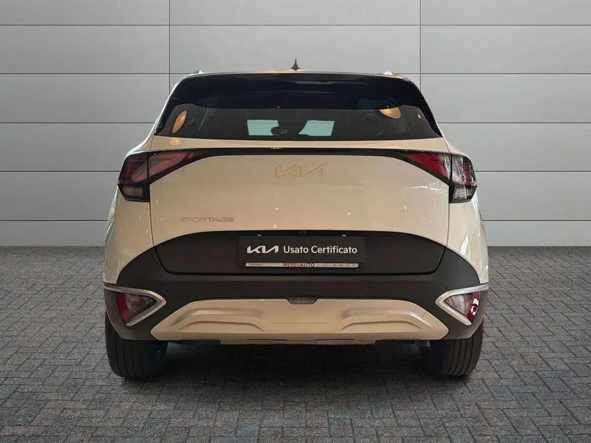 Usata Kia Sportage Style 150 CV (110 kW) 2021 Bianco SUV