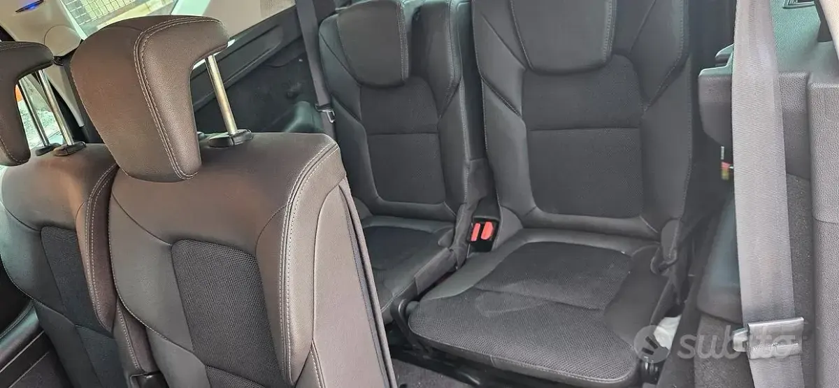 Usata Renault Espace Intens 160 CV (117 kW) 2016 Grigio Monovolume