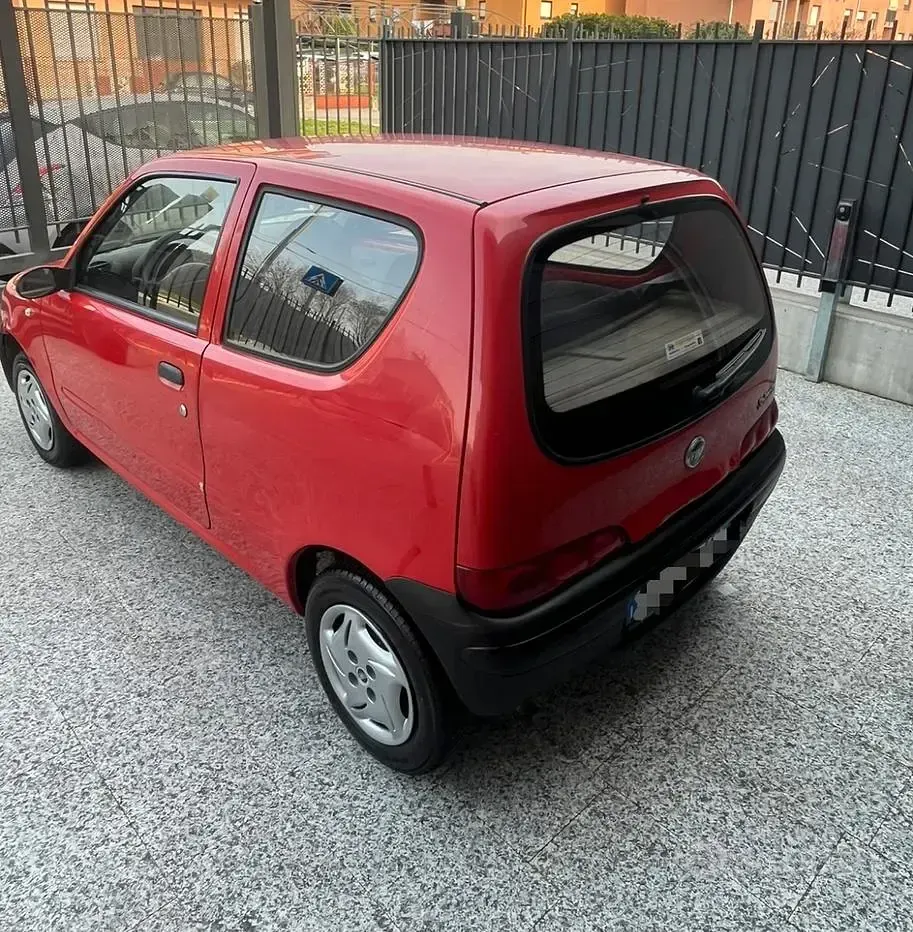 Usata Fiat 600 Anniversary 54 CV (39 kW) 2005 Rosso Utilitaria