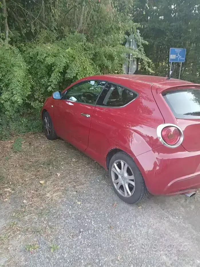 Usata Alfa Romeo MiTo 105 CV (77 kW) 2011 Rosso Utilitaria