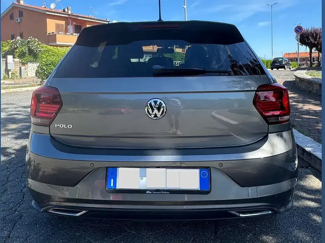 Usata VW Polo Comfortline 95 CV (69 kW) 2020 Argento Utilitaria