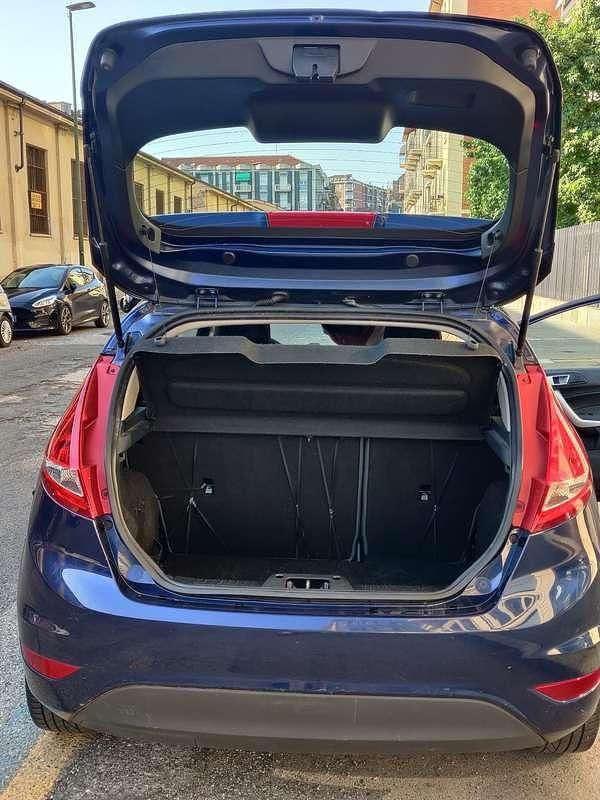 Usata Ford Fiesta Business Edition 97 CV (71 kW) 2012 Berlina