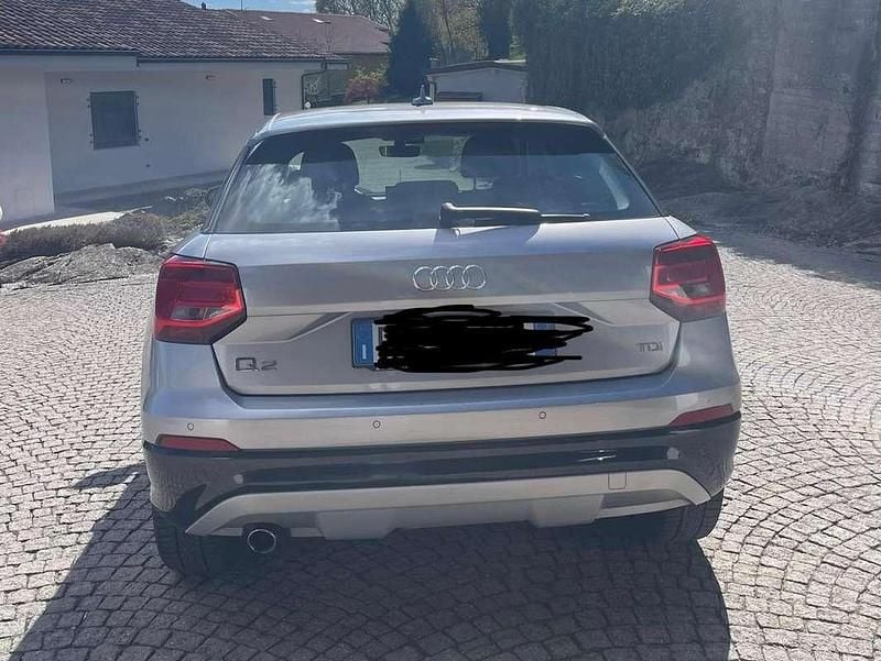 Usata Audi Q2 Ambiente 116 CV (85 kW) 2018 Argento SUV
