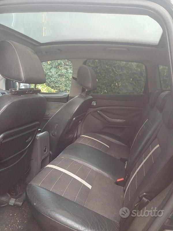 Usata Ford Kuga 115 CV (84 kW) 2008 Nero SUV