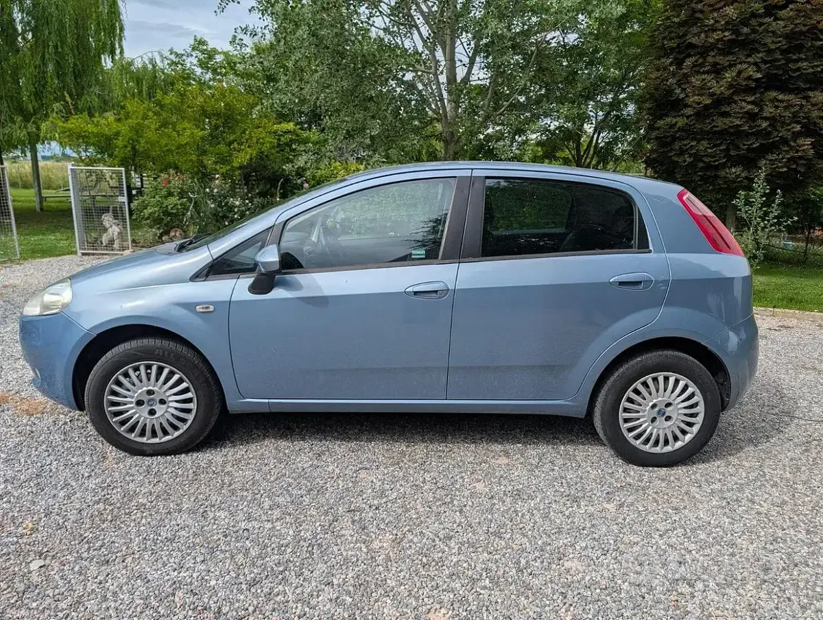Usata Fiat Grande Punto 77 CV (56 kW) 2009 Utilitaria