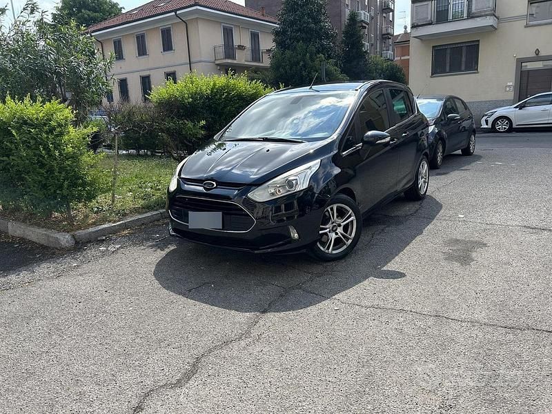 Usata Ford B-MAX 75 CV (55 kW) 2014 Nero Monovolume