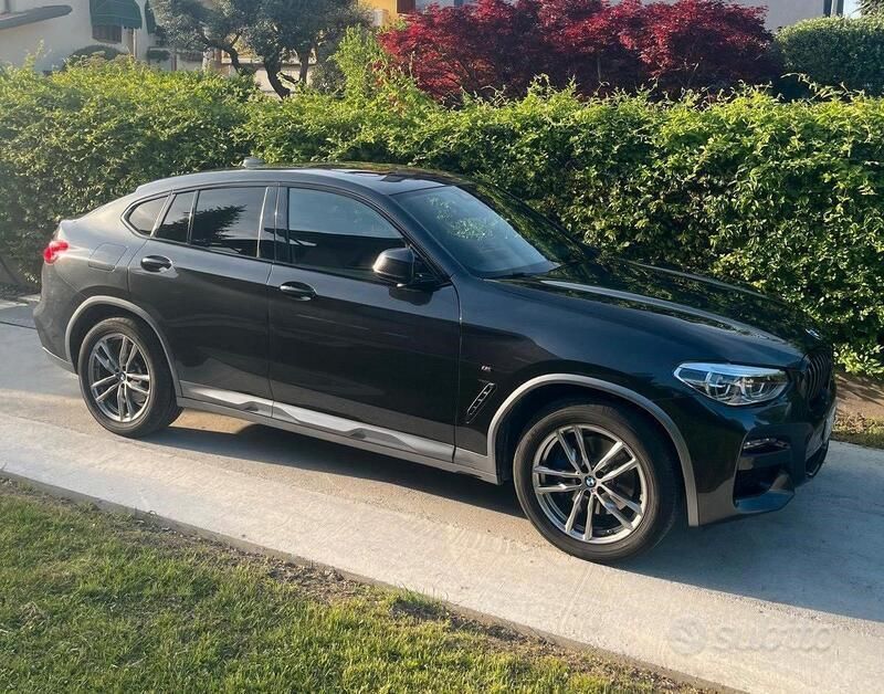 Usata BMW X4 M Sport 190 CV (139 kW) 2021 Grigio SUV