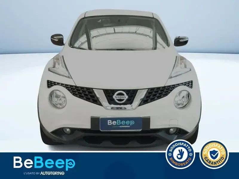 Usata Nissan Juke Acenta 110 CV (80 kW) 2017 Bianco pastello SUV