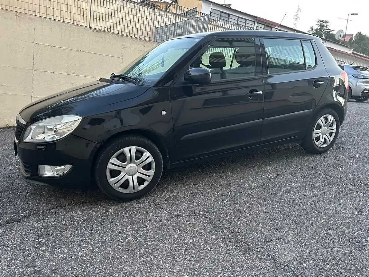 Usata Skoda Fabia Style 69 CV (50 kW) 2011 Berlina