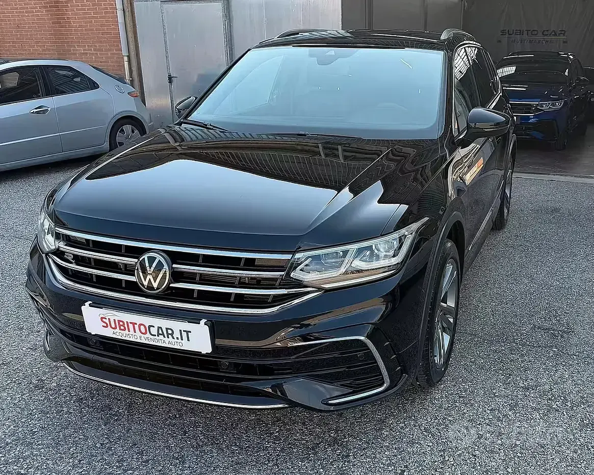 Usata VW Tiguan Allspace R-line 150 CV (110 kW) 2024 Nero SUV
