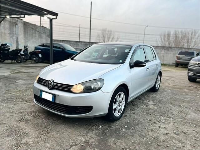 Usata VW Golf VI Highline 105 CV (77 kW) 2011 Argento Utilitaria