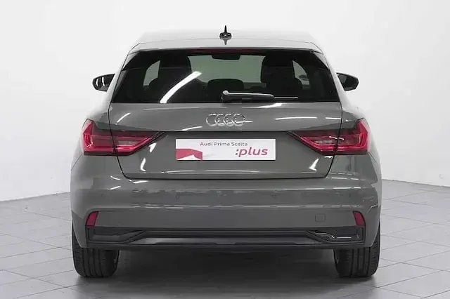 Usata Audi A1 Sportback Advanced 116 CV (85 kW) 2025 Gray Utilitaria