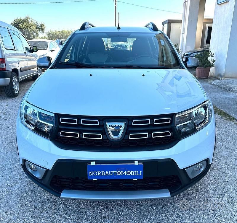 Usata Dacia Sandero Stepway 95 CV (69 kW) 2020 Bianco Berlina