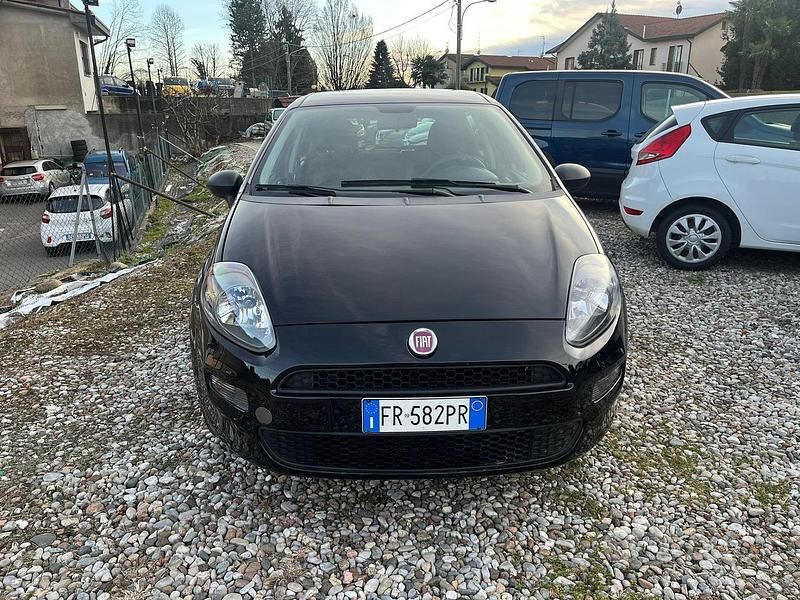 Usata Fiat Punto Street 69 CV (50 kW) 2018 Nero Utilitaria
