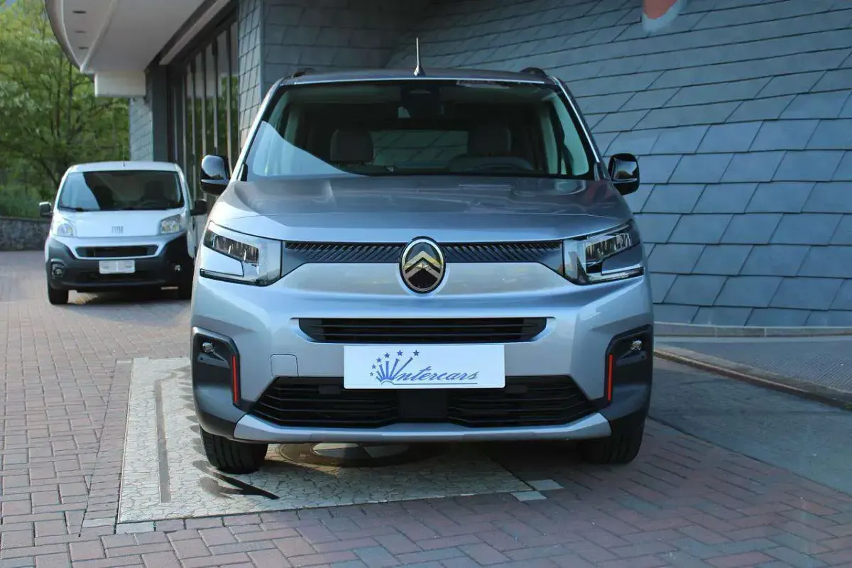 Nuova Citroën e-Berlingo XTR 102 CV (75 kW) 2026 Grigio Monovolume