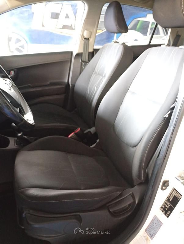 Usata Kia Picanto 69 CV (50 kW) 2015 Bianco Utilitaria