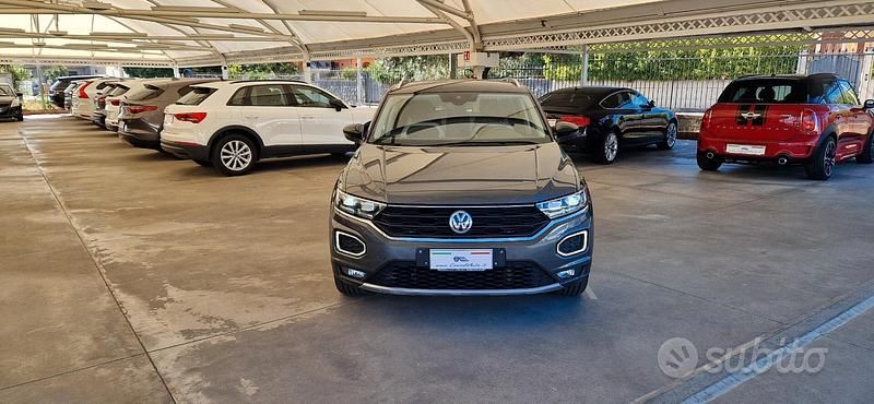 Usata VW T-Roc Advance 150 CV (110 kW) 2018 Grigio SUV