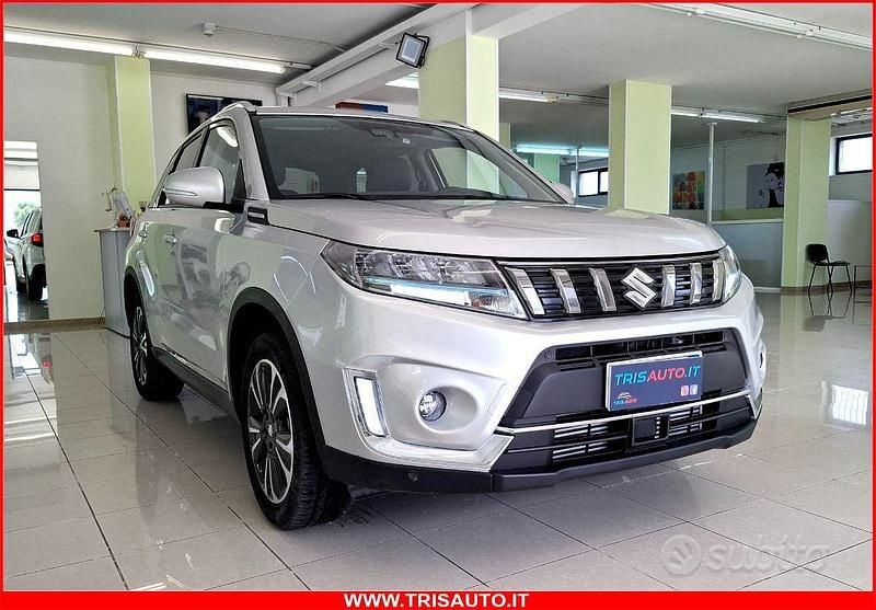 Usata Suzuki Vitara 131 CV (96 kW) 2023 Argento SUV