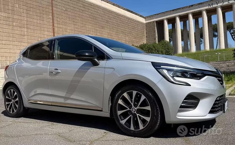 Usata Renault Clio V Techno 2023 Grigio Utilitaria