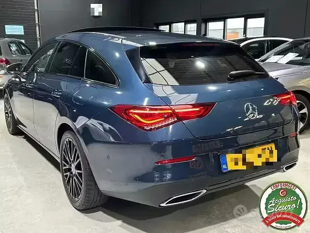 Usata Mercedes CLA180 Shooting Brake 116 CV (85 kW) 2022 Blu Station wagon