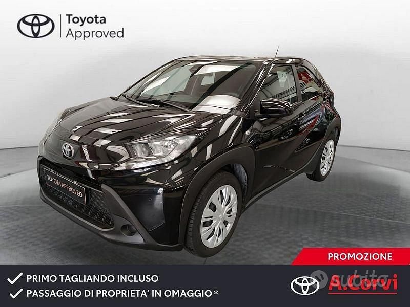 Usata Toyota Aygo X Active 72 CV (52 kW) 2023 Nero SUV