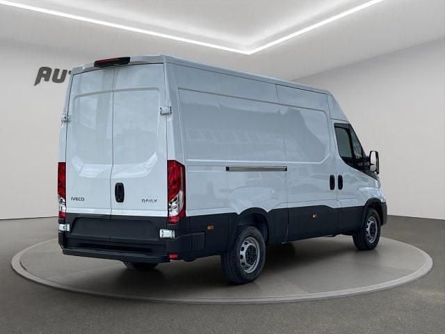 Nuova Iveco Daily 136 CV (100 kW) 2025 Bianco Furgone