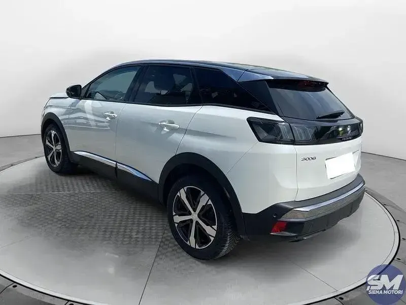 Usata Peugeot 3008 Allure 131 CV (96 kW) 2022 Bianco SUV