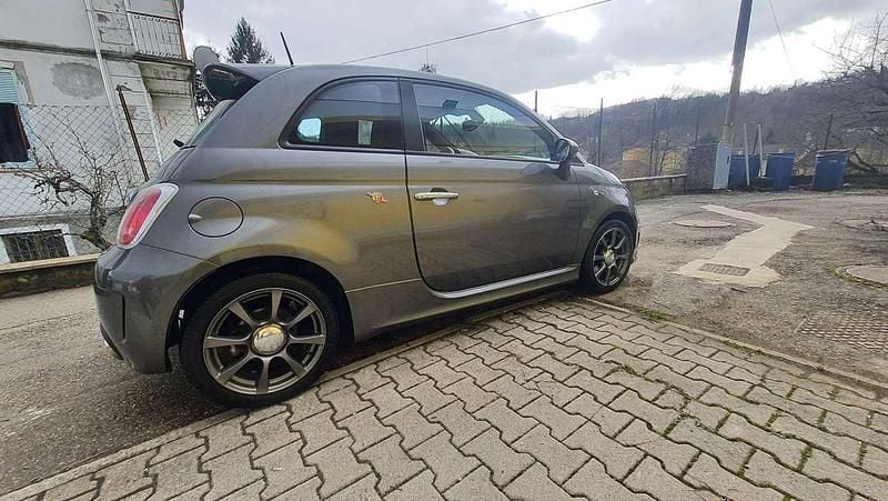 Usata Abarth 595 Custom 135 CV (99 kW) 2015 Grigio Utilitaria