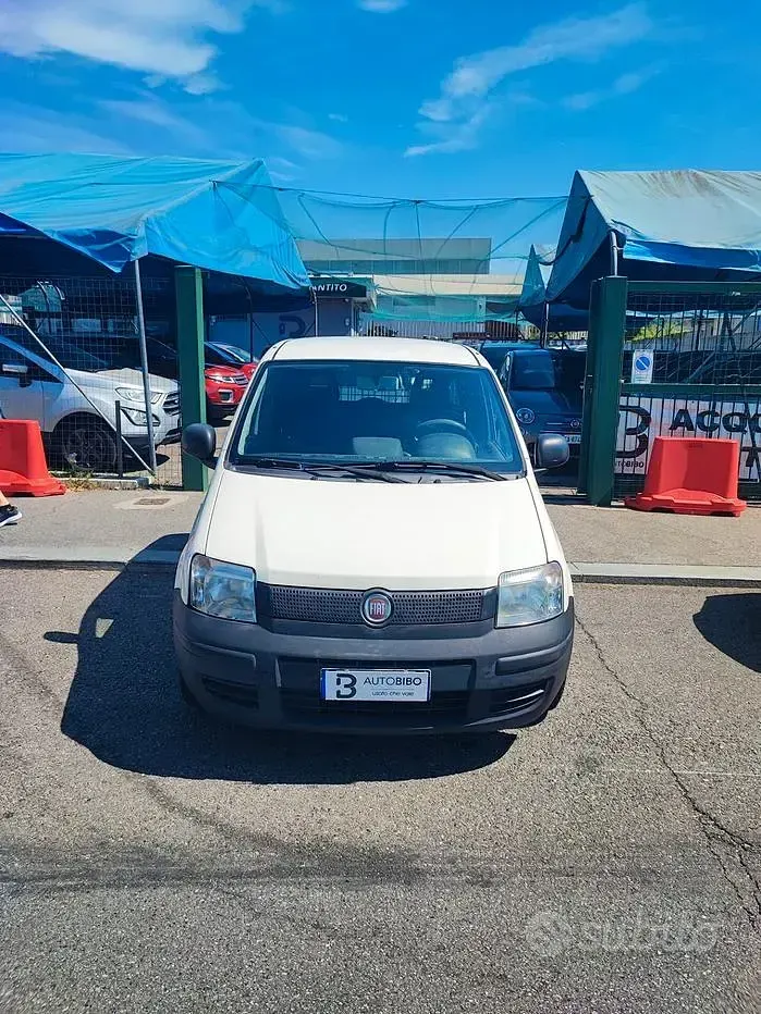 Usata Fiat Panda Active 69 CV (50 kW) 2011 Utilitaria