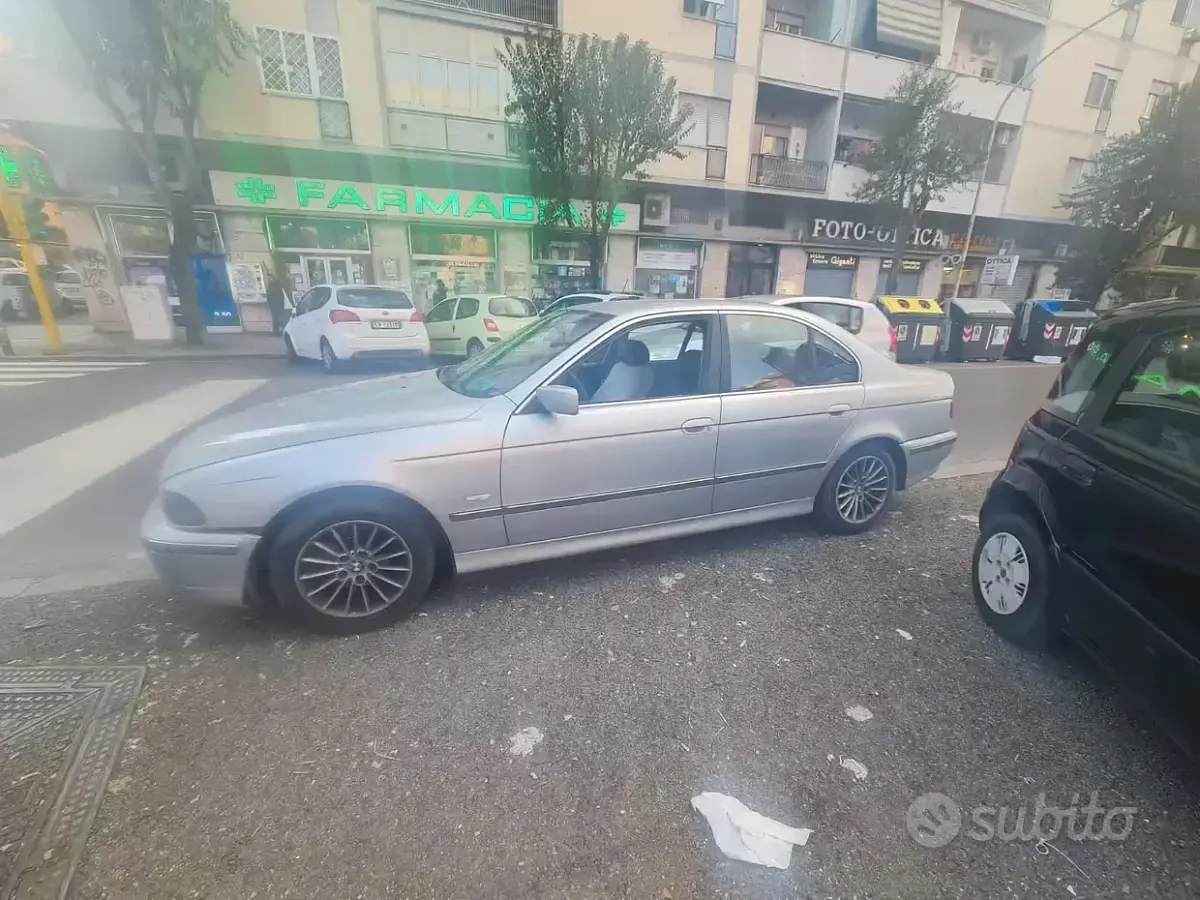 Usata BMW 520 150 CV (110 kW) 1996 Grigio Berlina