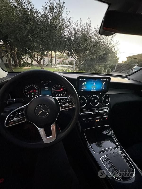 Begagnad Mercedes GLC220 194 HK (142 kW) 2019 Kombi