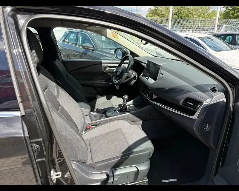 Usata Nissan Qashqai N-Connecta 140 CV (102 kW) 2023 Nero SUV