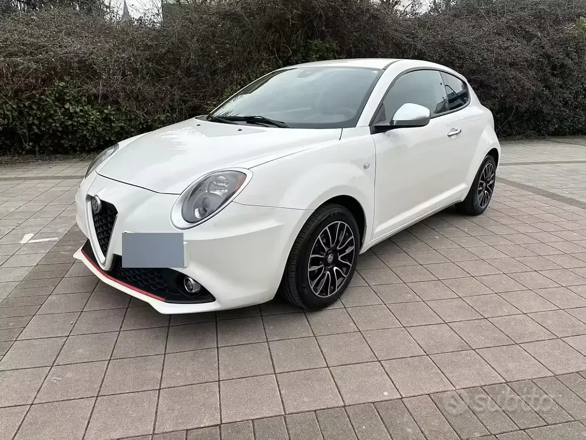Usata Alfa Romeo MiTo 77 CV (56 kW) 2018 Bianco Utilitaria
