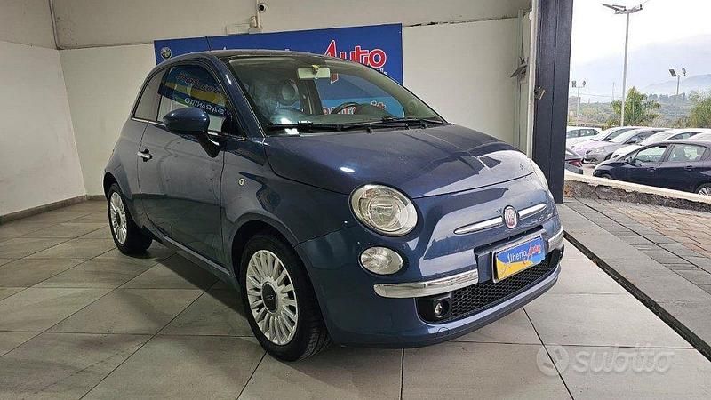 Usata Fiat 500 Lounge 95 CV (69 kW) 2014 Viola Utilitaria