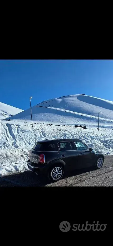 Usata Mini Countryman 111 CV (81 kW) 2015 Nero SUV