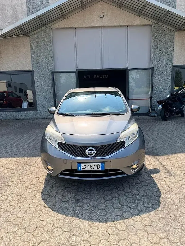 Usata Nissan Note Acenta 80 CV (58 kW) 2014 Grigio Utilitaria