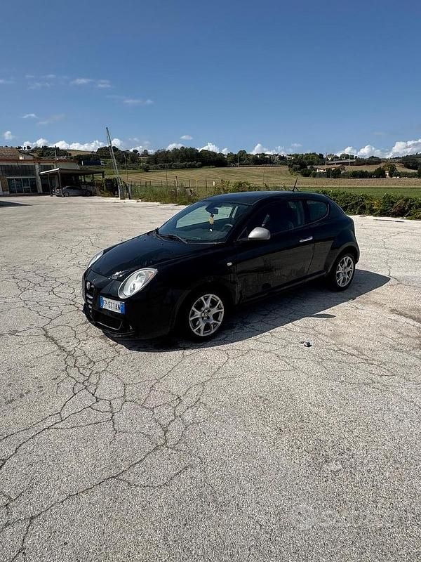 Usata Alfa Romeo MiTo 85 CV (62 kW) 2012 Nero Utilitaria