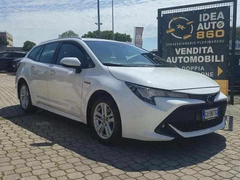 Usata Toyota Corolla Active 98 CV (72 kW) 2020 Bianco Station wagon