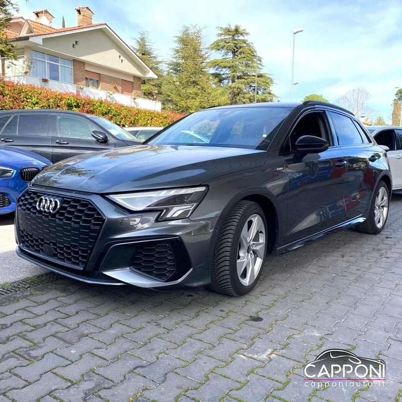 Usata Audi A3 S-Line 116 CV (85 kW) 2022 Grigio Berlina