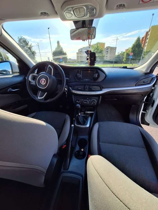 Usata Fiat Tipo Lounge 95 CV (69 kW) 2017 Bianco Berlina