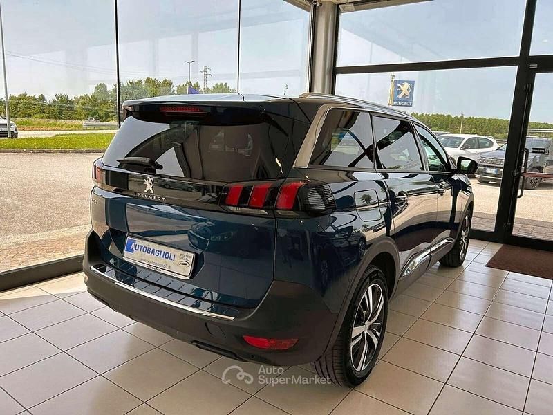 Usata Peugeot 5008 Allure 131 CV (96 kW) 2023 Blu Monovolume