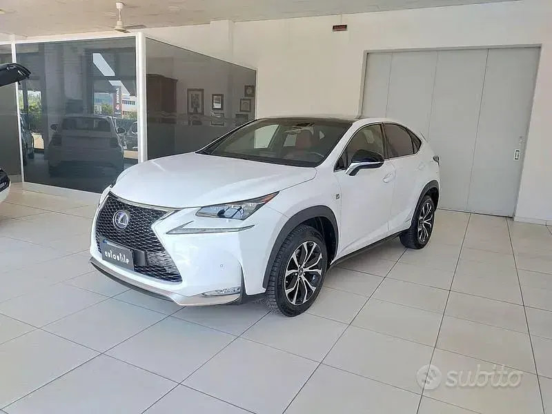 Usata Lexus NX300h Sport Line 197 CV (144 kW) 2016 Bianco SUV