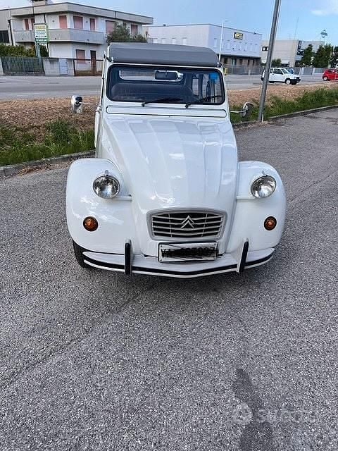 Bianco Usata 1985 Citroën 2CV Tre volumi | 9000 € - Immagine 1/4