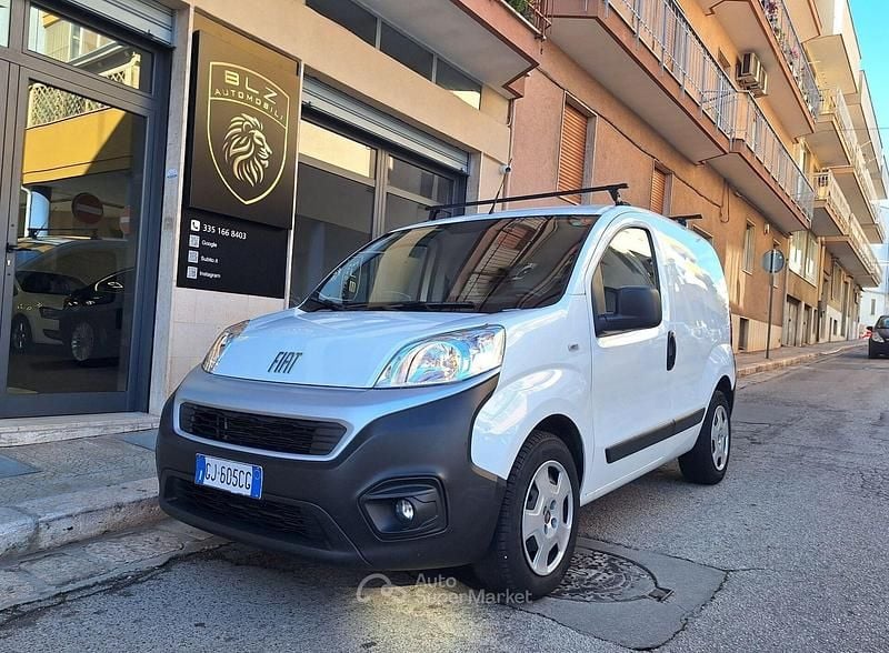 Bianco Usata 2022 Fiat Fiorino Monovolume | 9000 € (Ottimo prezzo) - Immagine 1/4