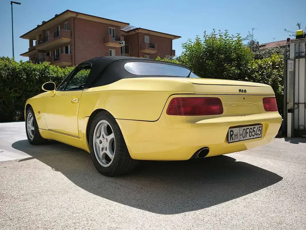 Usata Porsche 968 239 CV (175 kW) 1992 Giallo Cabrio
