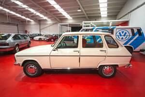 Usata Renault R6 45 CV (33 kW) 1980 Bianco Utilitaria